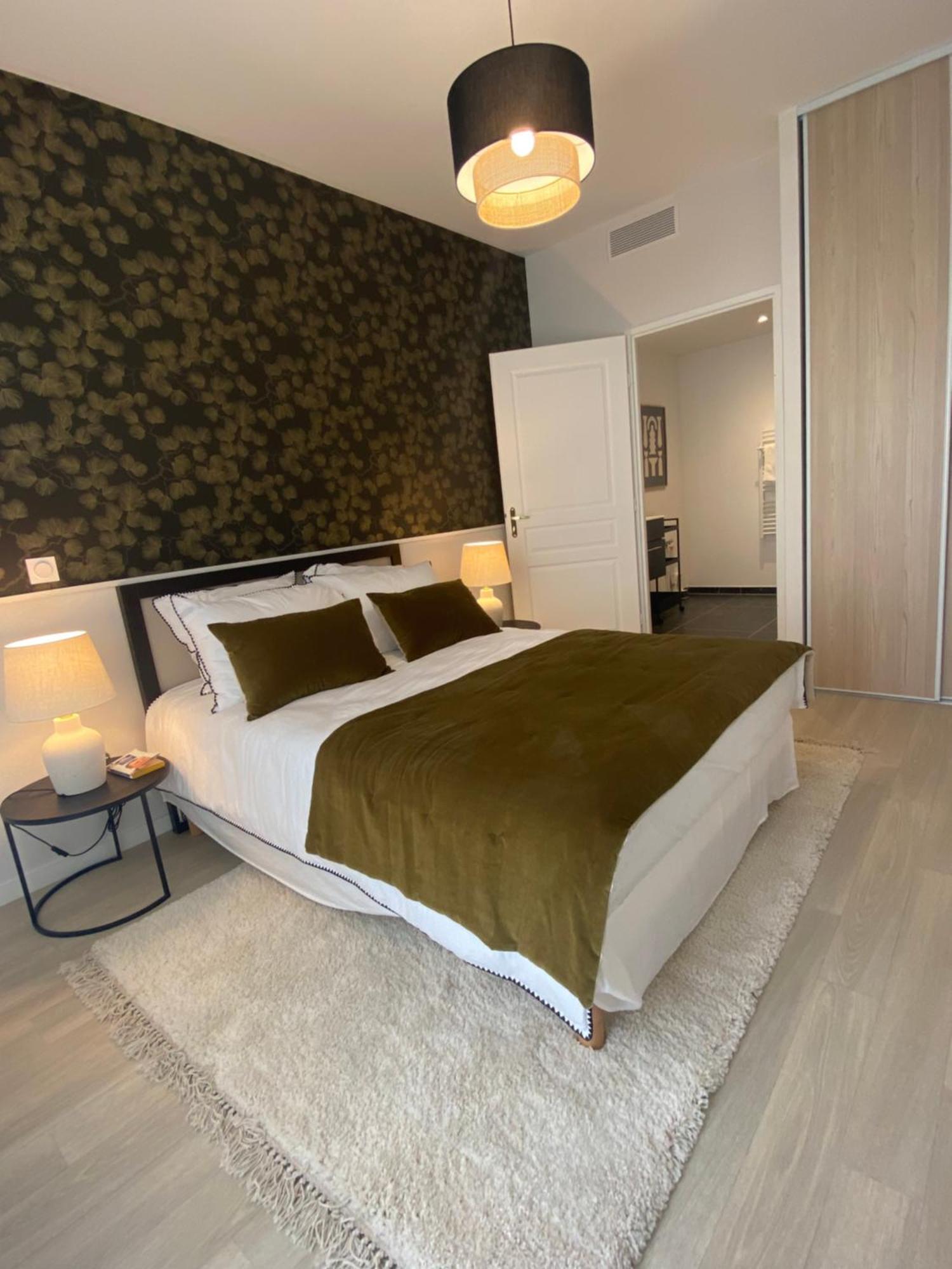 Aparthotel Montana Bussy Saint Georges Exterior foto